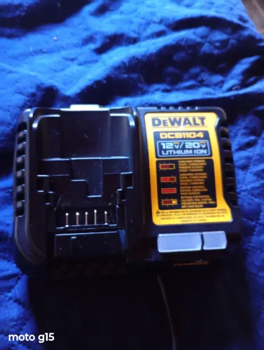 Carregador Dewalt rápido 12v a 20v