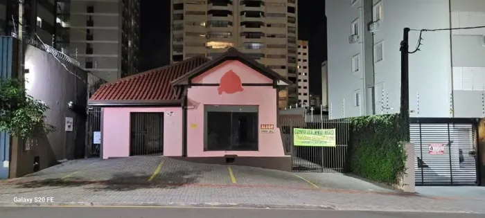 Casa Comercial Para Locação - AV JK
