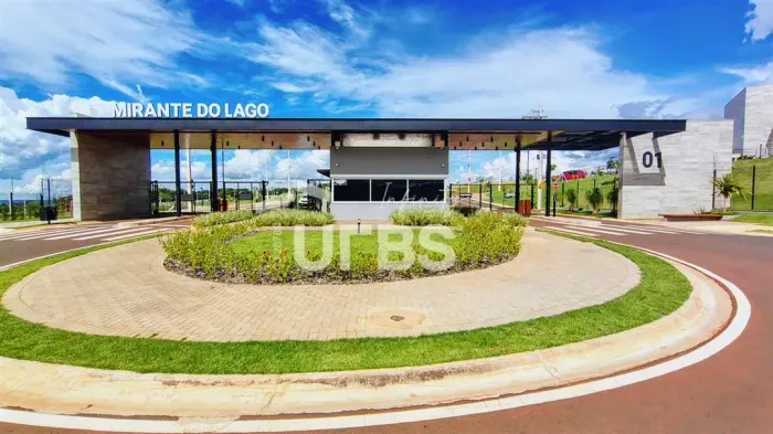 Terreno em condomínio com 264m² à venda no Mirante do Lago