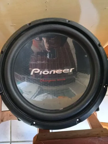 Subwoofer de 12 Pioneer novinho