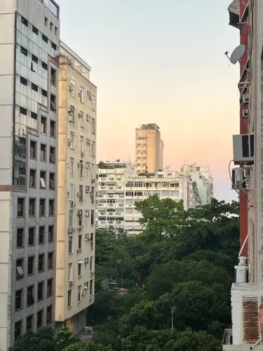 entre Ipanema e Copacabana, 2 quartos, 100m²