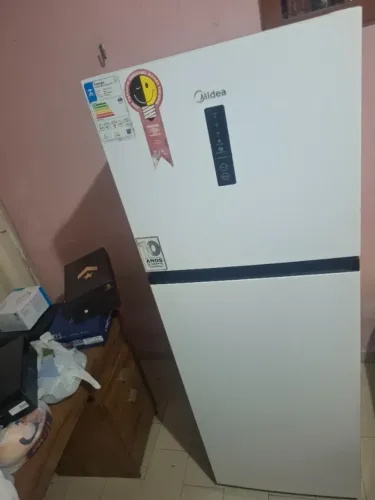 Geladeira midea 347L