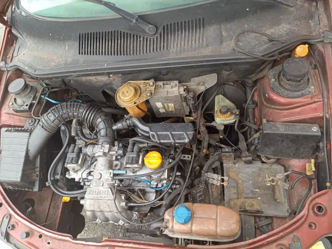 Fiat Siena 1.0 Mpi/ 500 1.0 MPI 2000