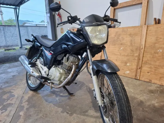 Vendo Moto Fan 150