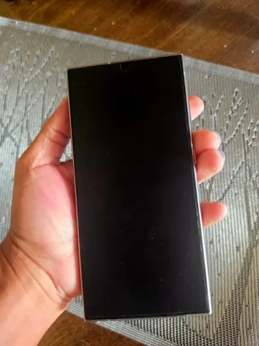 S24 ULTRA 256GB muito conservado, sem avarias e com nota fiscal. 