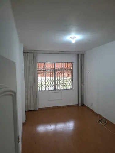 ALUGO ÓTIMO APT 3 QUARTOS COM GARAGEM TIJUCA