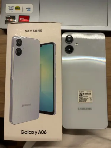 Celular Galaxy A06 Samsung 4GB de memória RAM | 128GB