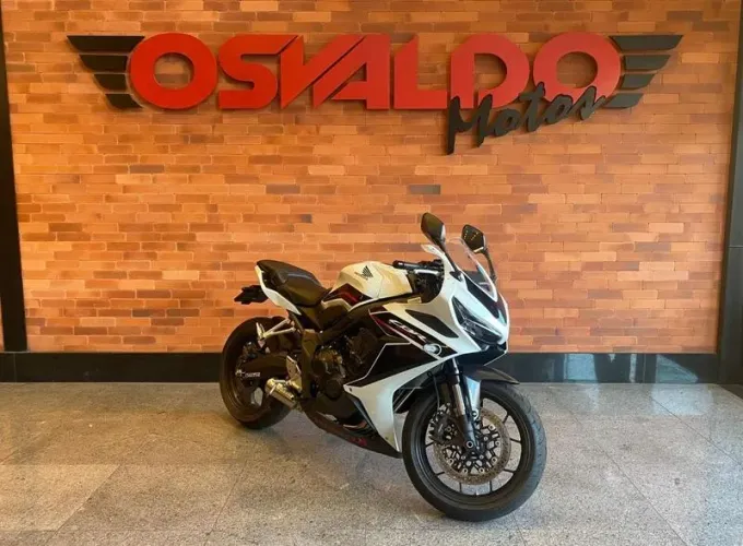 HONDA CBR 650R 2024
