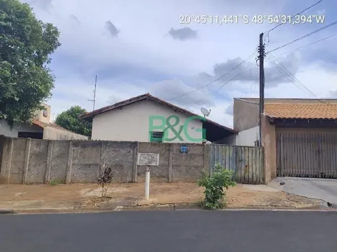 Casa com 3 dormitórios à venda, 48 m² por R$ 130.920,05 - CONJUNTO HABITACIONAL HELIO CAZA