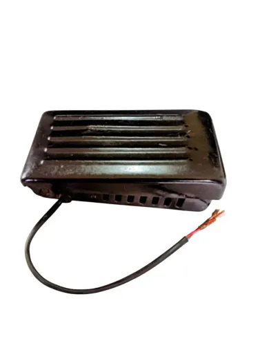 Pedal de máquina de costura Singer funcionando