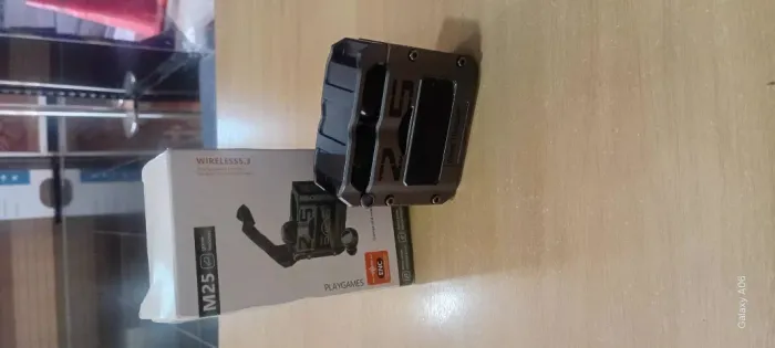 Fone de ouvido M25