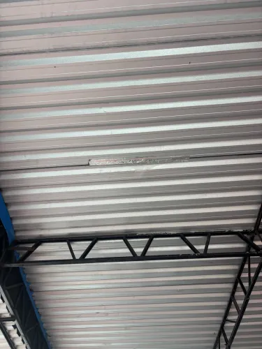 Vende telhas metálicas