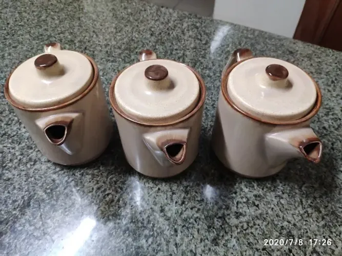 2 bules em cerâmica vitrificada caramelo com marrom, Oxford Grés Perfeito estado