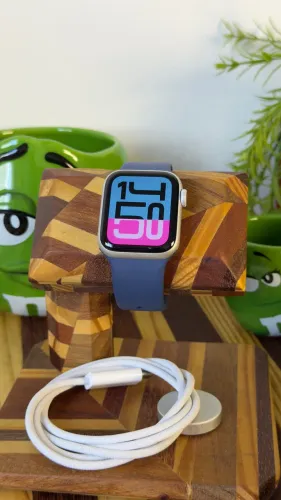Apple Watch série SE 2ª geração 40mm * 559*