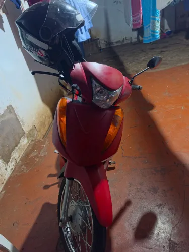 Honda Biz Vermelha