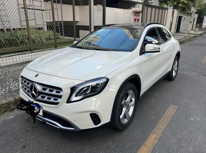 Mercedes-Benz GLA 200 Adv. 1.6/1.6 TB 16V Flex Aut. 2018