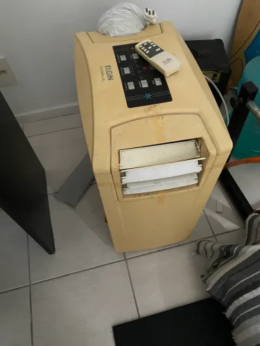 Ar condicionado Elgin portátil 9000 BTUs