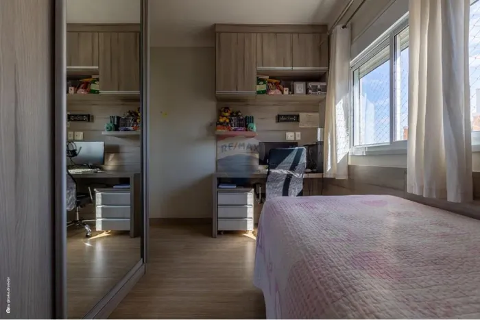 RE/MAX Vende Apto 132m² R$1.299.000 - 3 Suítes, 3 Vagas e Área Gourmet, Condomínio Club Ho