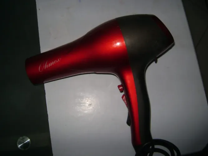 Secador de cabelo 