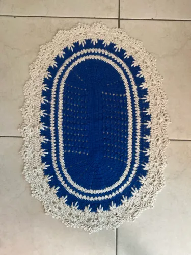 Tapete de crochê oval 