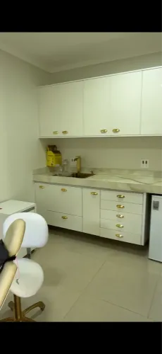 Vende-se consultório odontológico completo