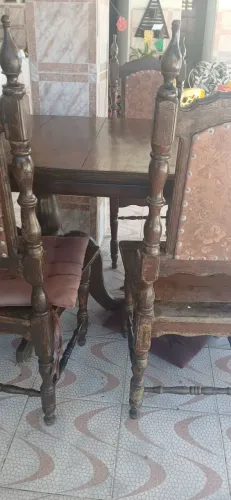 Mesa de jantar de madeira !!