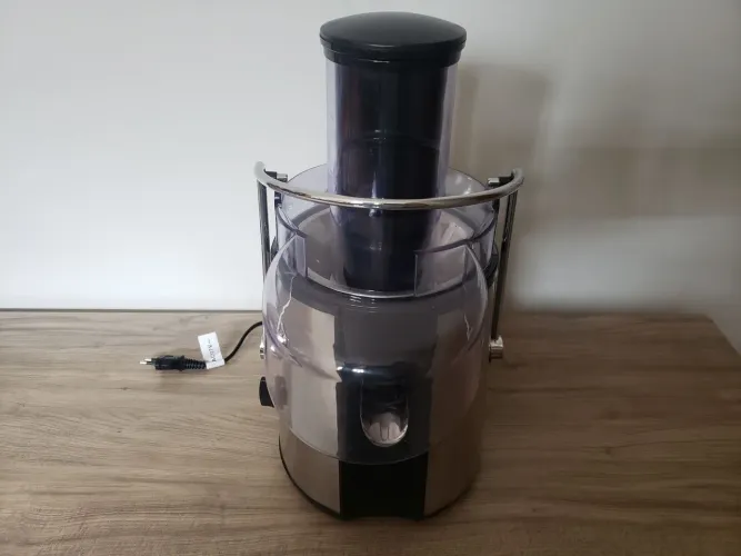 Extratora de Sucos Fun Kitchen 
