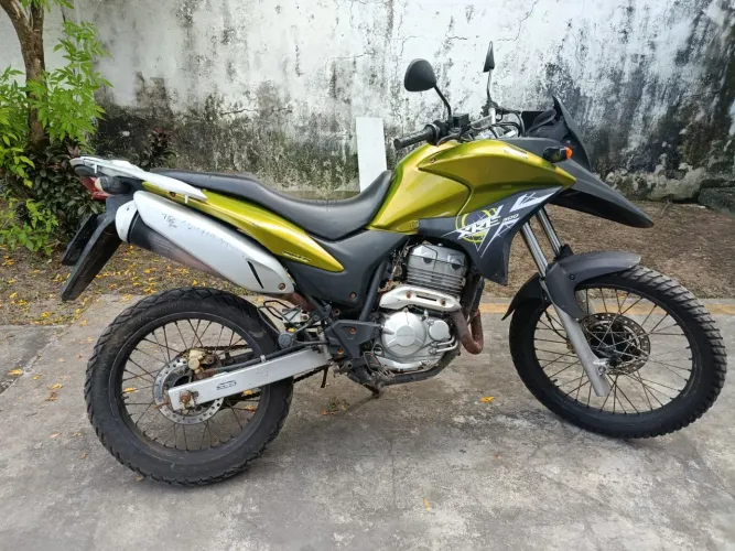 XRE 300 (pra vender logo)?
