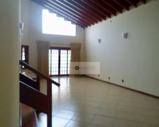 Sobrado com 4 dormitórios à venda, 317 m² por R$ 1.400.000,00 - Village Terras de Indaiá -