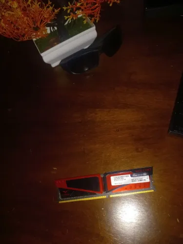 Memoria ram- 8gb- VULCAN.... preço pra sair rapido