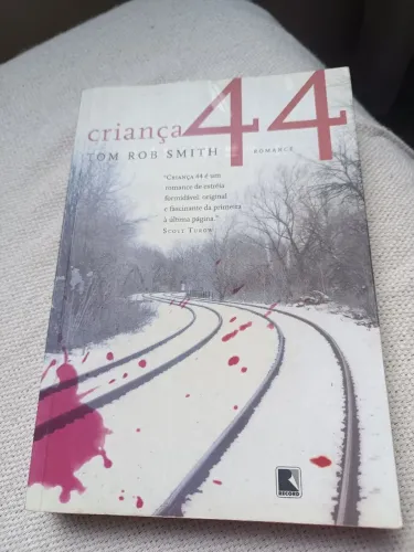 Livro Criança 44 (Tom Rob Smith)