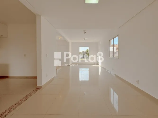 Condomínio 4 Quartos 124m² Giardino com 2 Suítes e 2 Vagas