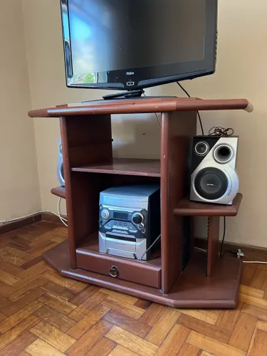 Rack TV
