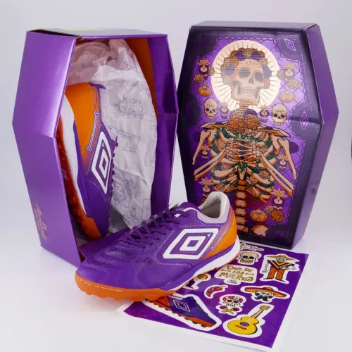 Chuteira umbro adamant master class pro bump society DLM