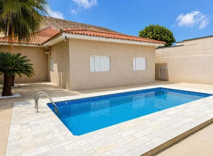 Casa com piscina, no Jardim Tarraf II, com 2 quartos e 1 suíte (Ótima Oportunidade Preço)