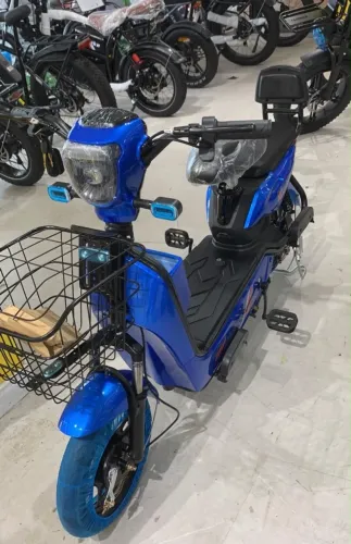 Moto holaf