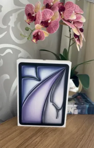 iPad Air M3 256GB + Celular 11" - Lacrado - 1 ano de garantia - Loja física - Até 18X