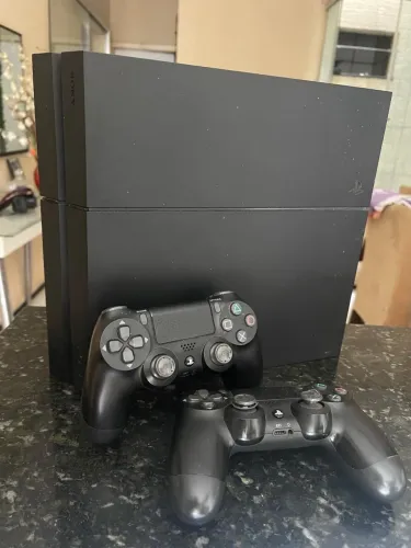 PS4 fat com jogos