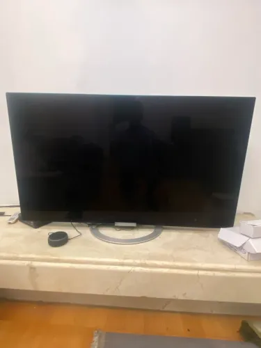     TV LED Completa - Ótimo Estado