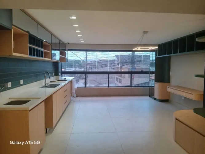 Conjunto de Casas, são 3 casas no mesmo terreno, venha ver!