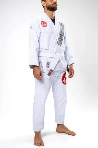 Kimono A1 semi-novo