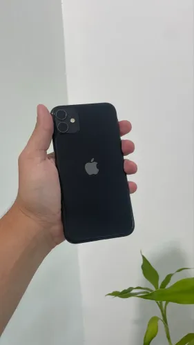 iPhone 11 - 128gb preto