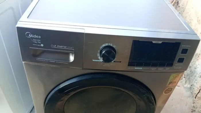 Máquina lava e seca 11kg Midea