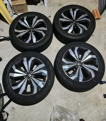 Rodas Aro 17 5x100 T-Cross Original (Com Pneus Meia Vida)