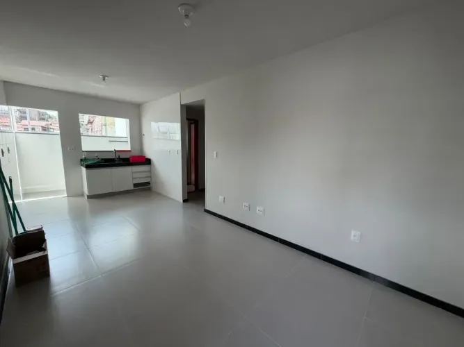 Casa para aluguel tem 60 metros quadrados com 2 quartos em Caiçaras - Belo Horizonte - MG