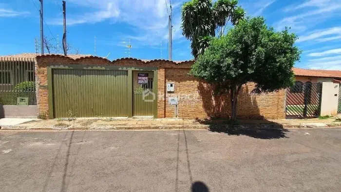 Casa Com 3 Dormitórios à Venda, 75 M² Por R$ 390.000,00 - Recanto dos Pássaros - Campo Gra