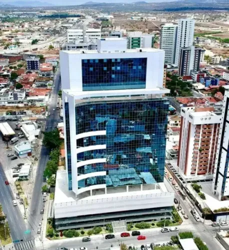 Imóvel para aluguel tem 35 metros quadrados em Maurício de Nassau - Caruaru - PE