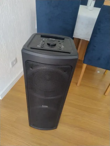 Caixa de som Bomber beatbox 2000