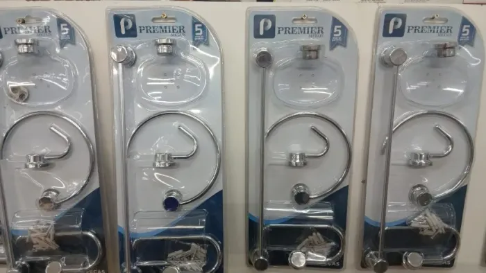 Kit para banheiro 5 peças Premier Metais a vista R$69,90