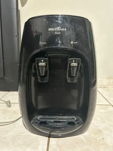 Bebedouro Britânia Aqua Preto Bivolt - Usado